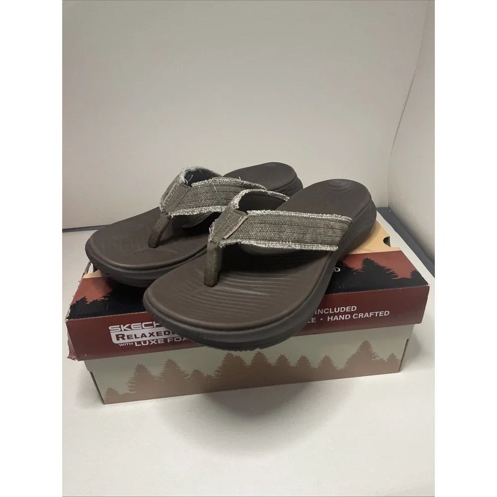 Skechers Luxe Foam Sandals Chocolate Relaxed Fit Vegan Gino Flip Flop Men's Sz 8